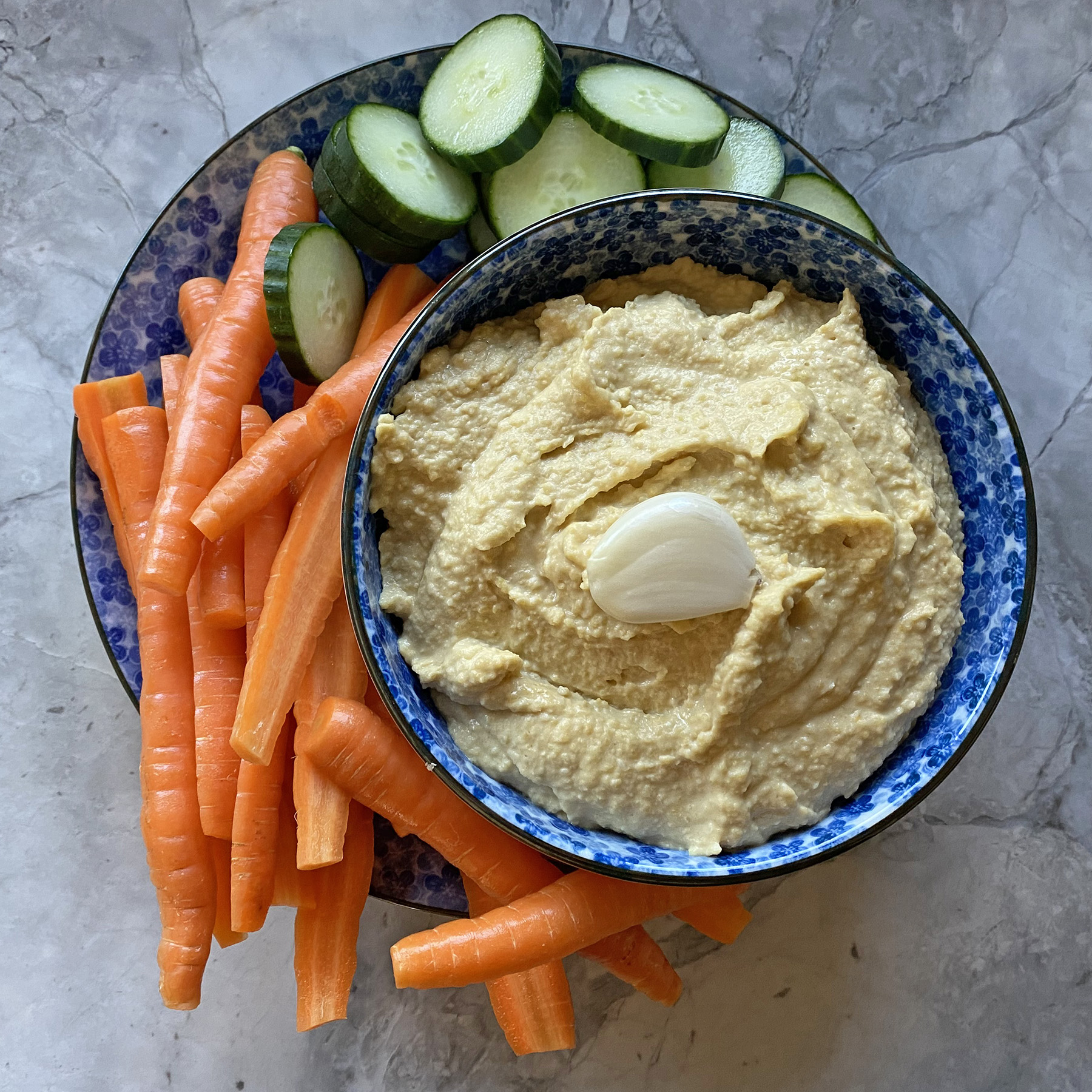 Garlic Hummus