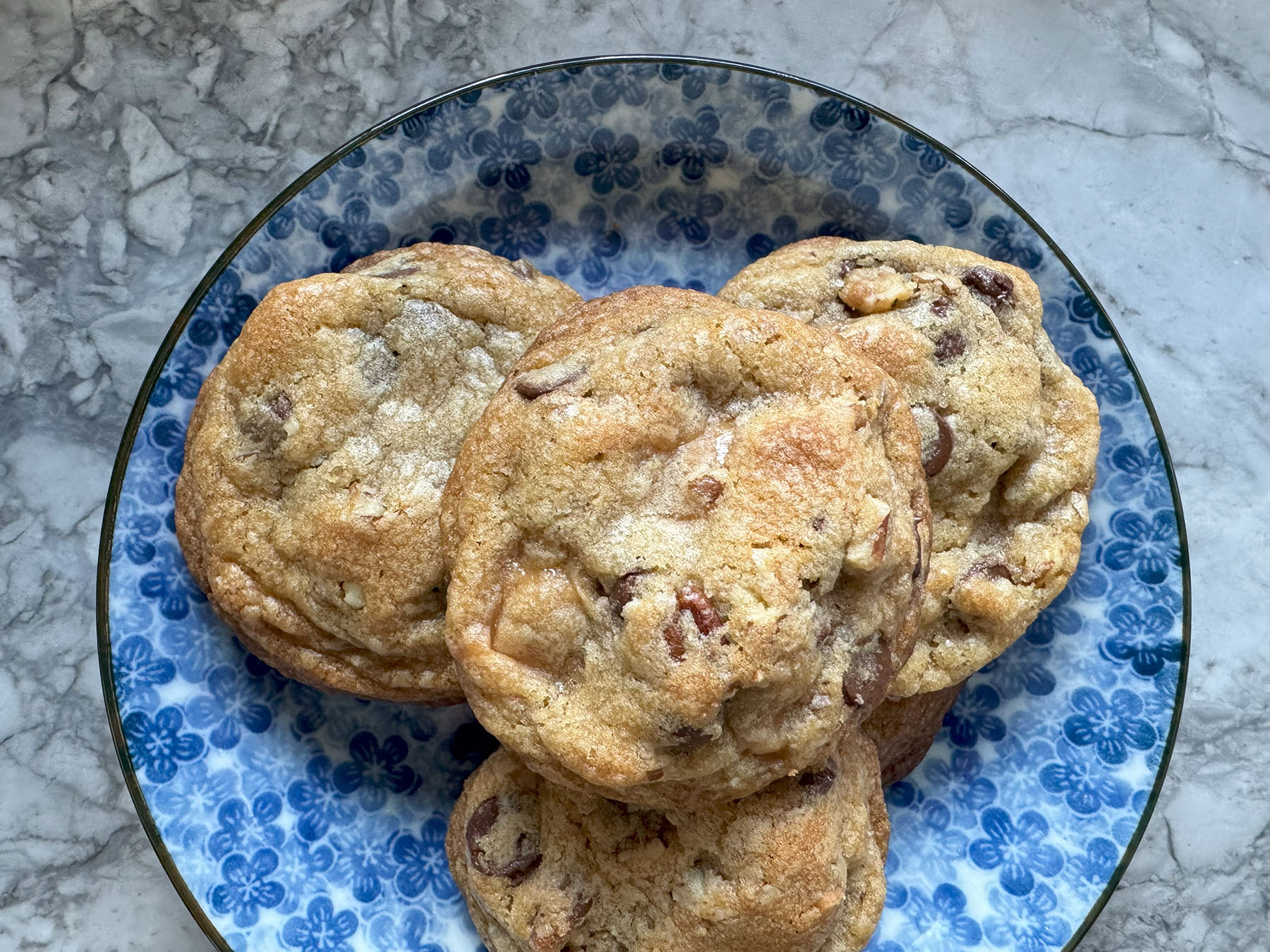 Caramel Chocolate Chip Pecan Cookies