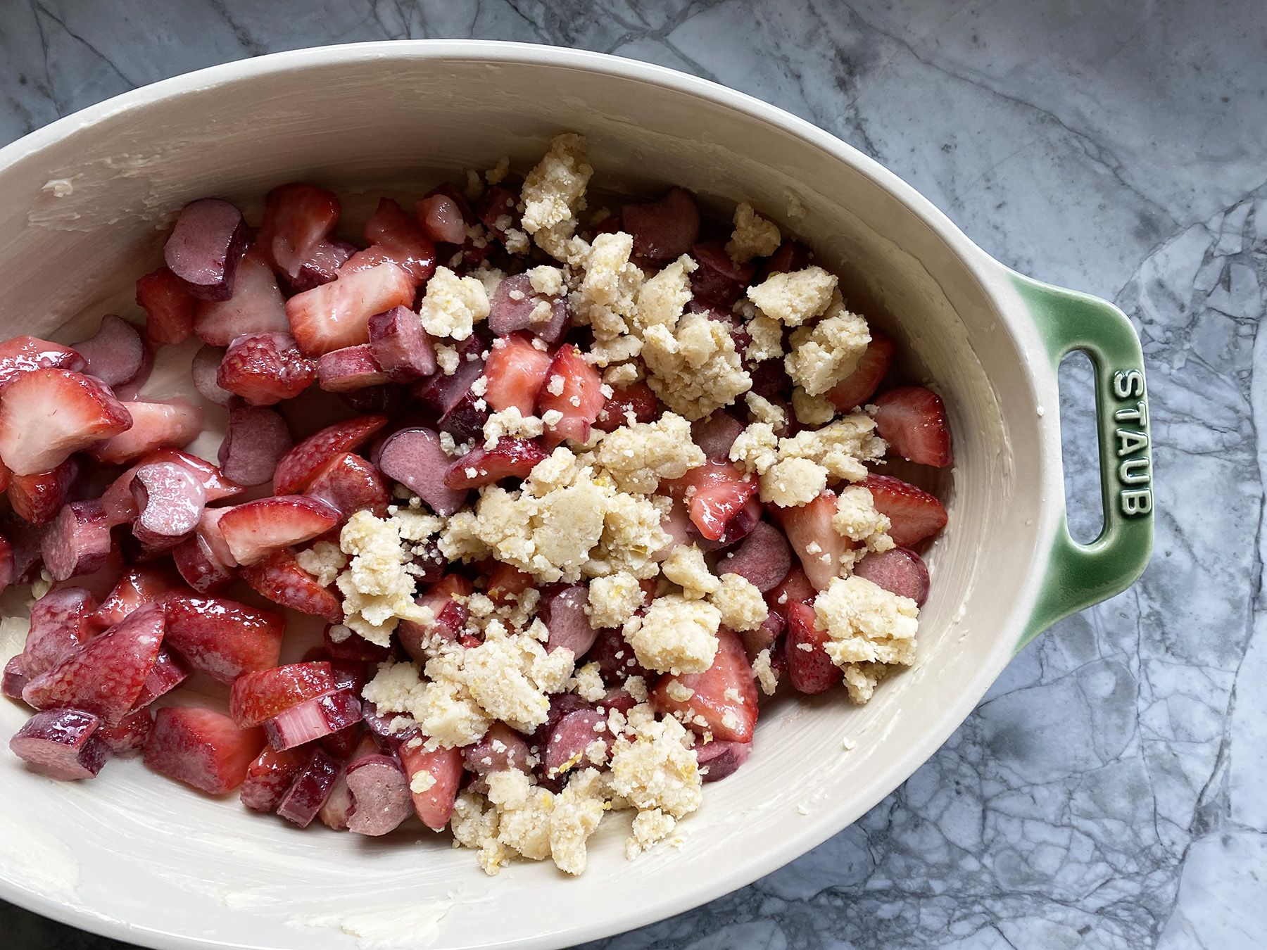 Strawberry Rhubarb Crumble