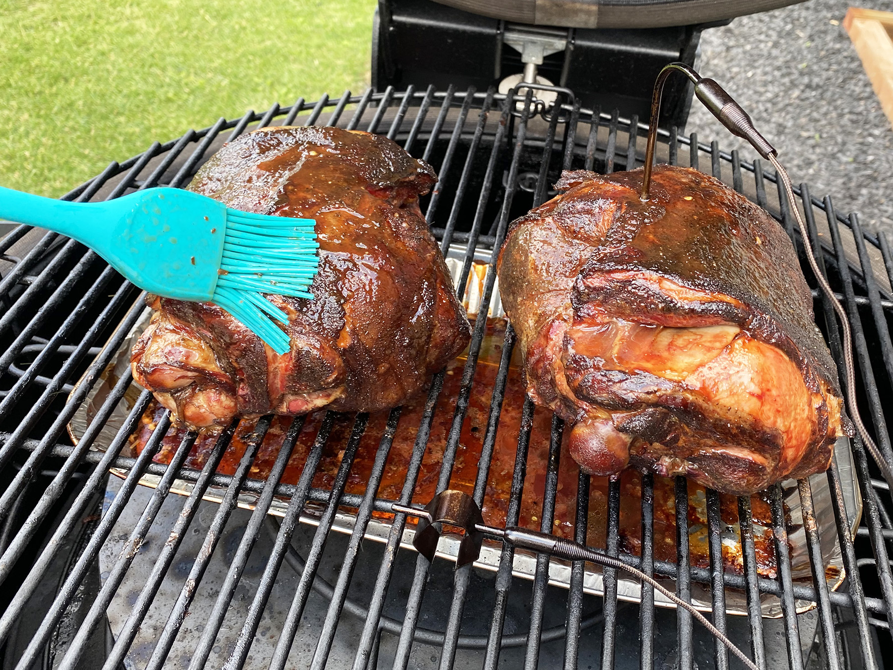 Brock’s Smoked Lamb (with Black Dip)