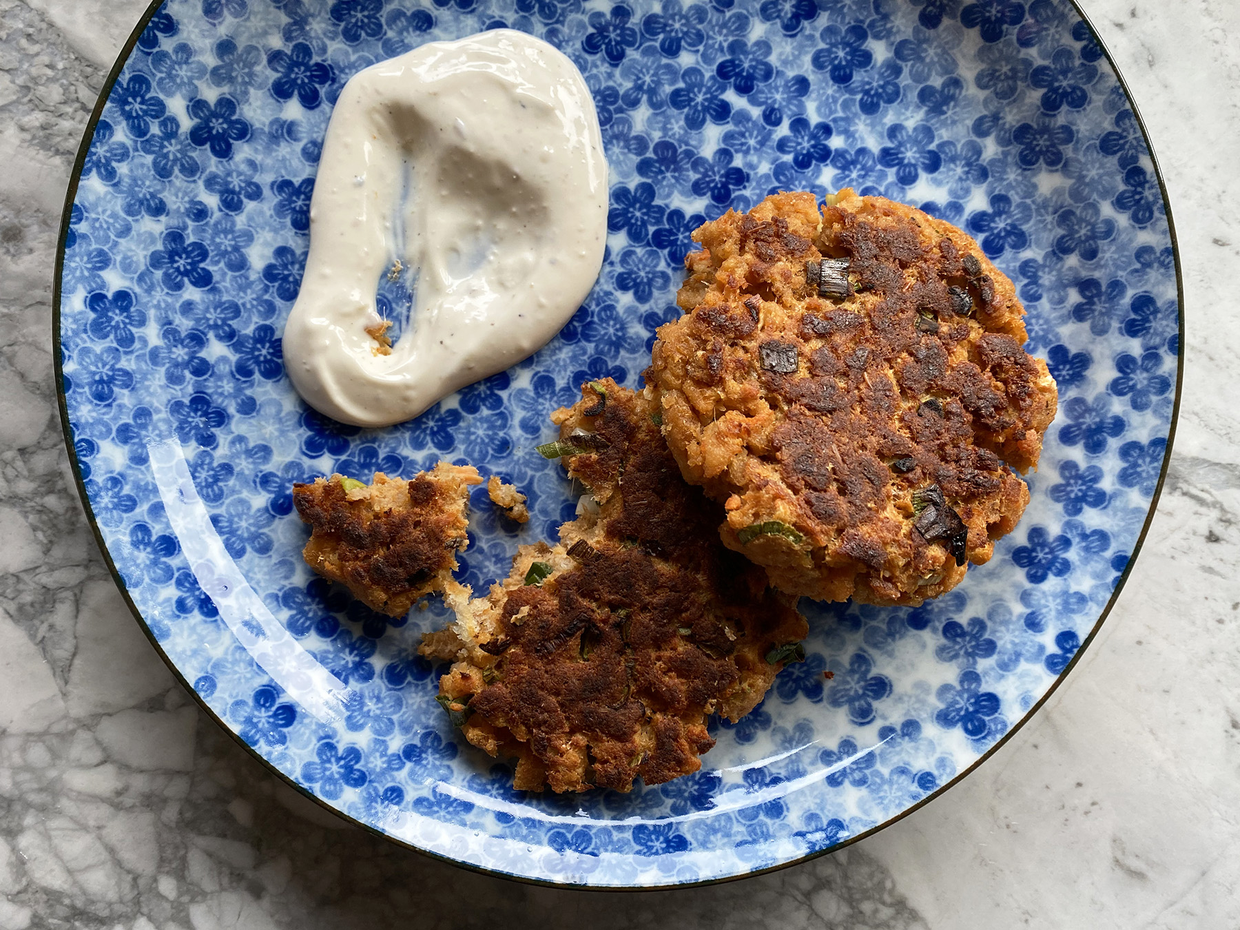 Salmon Cakes (Scallion-Ginger)