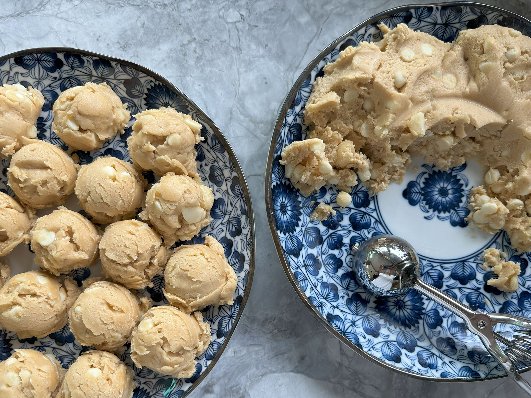 White Chocolate Macadamia Nut Cookies